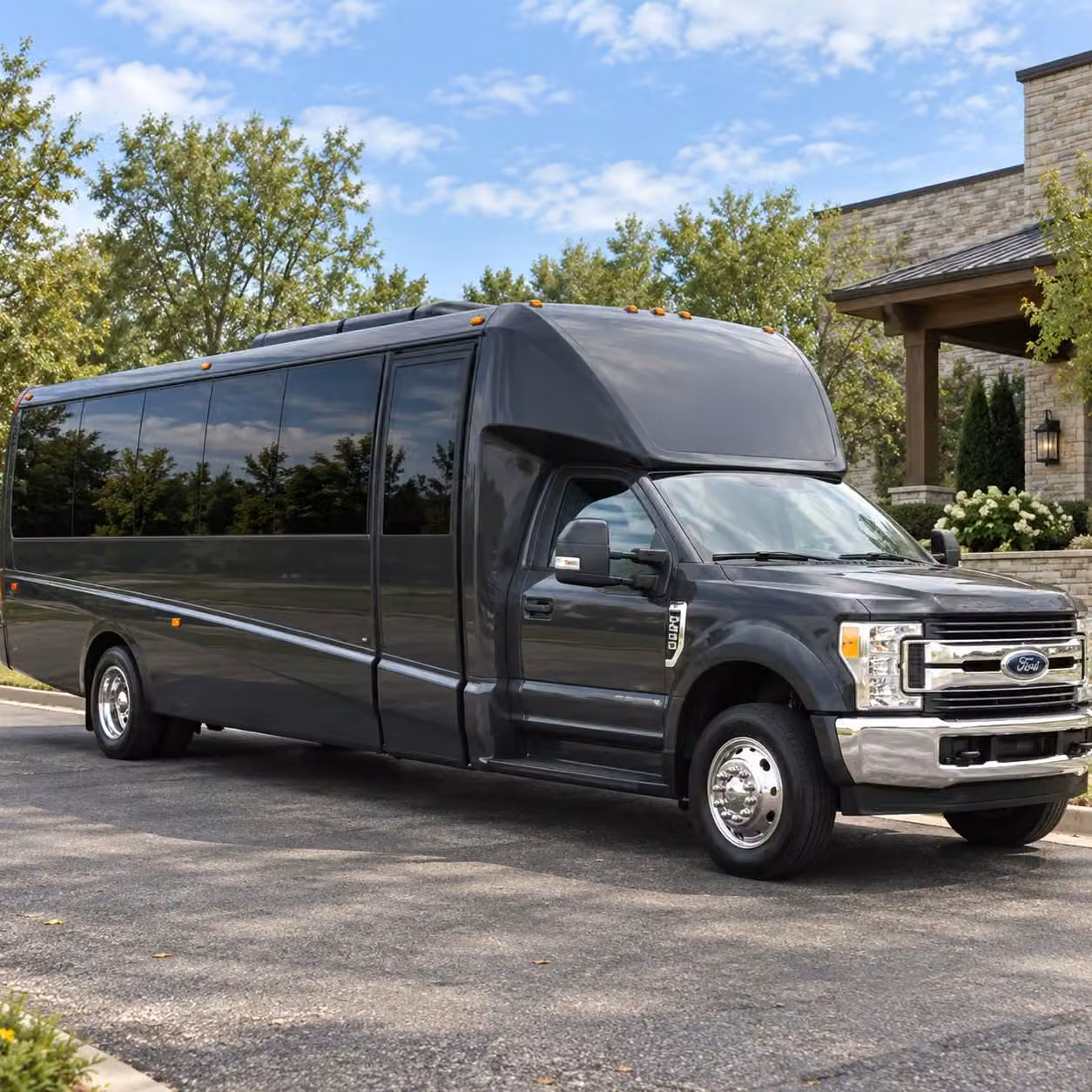 minibus rentals for smaller thornton prom groups who want to ride together