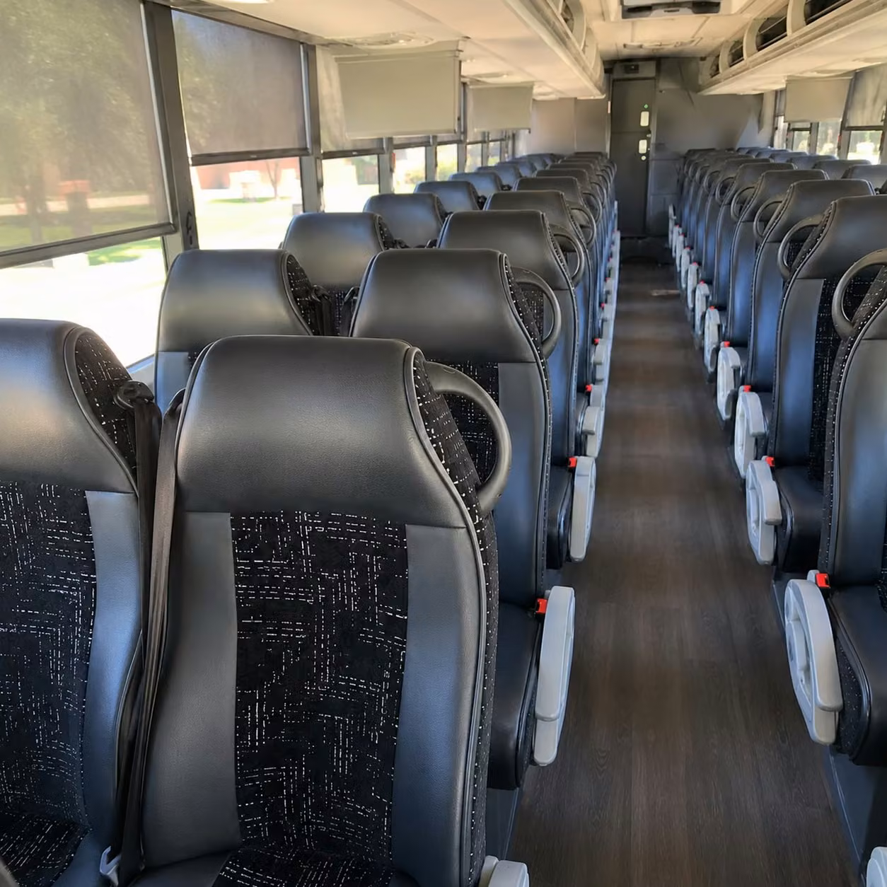 thornton charter bus hero 2